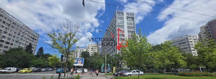 Baba Novac Parc 3 camere semidecomandate, et. 7,  2 bai, fara imbunatatiri, 71mp,